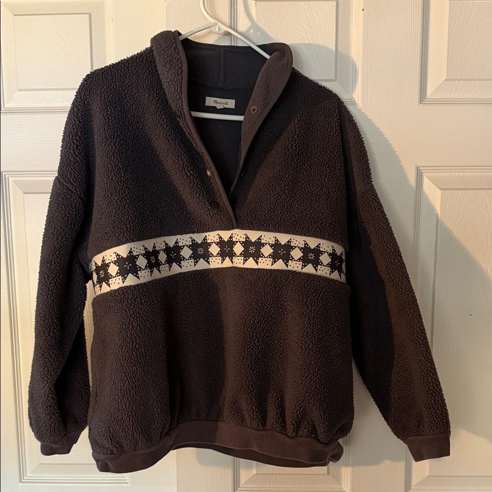 Oversized Cozy Dark Fleece Sweater with Star Pattern